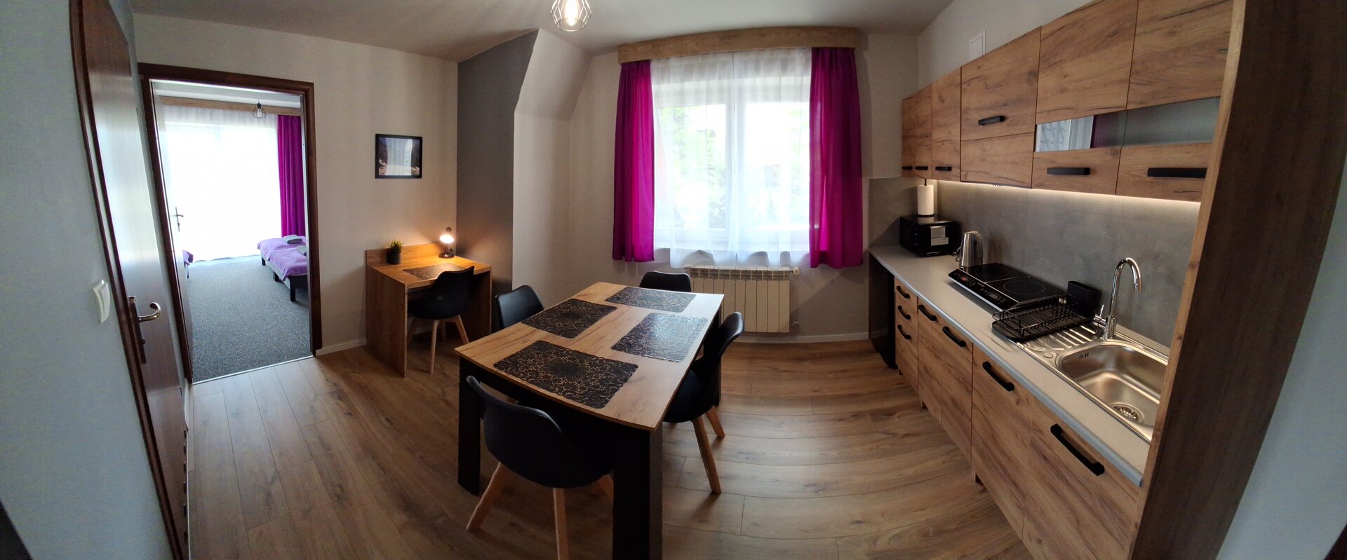 Apartament z dwoma sypialniami i balkonem, max. 5 osób Apartament z dwoma sypialniami i balkonem, max. 5 osób