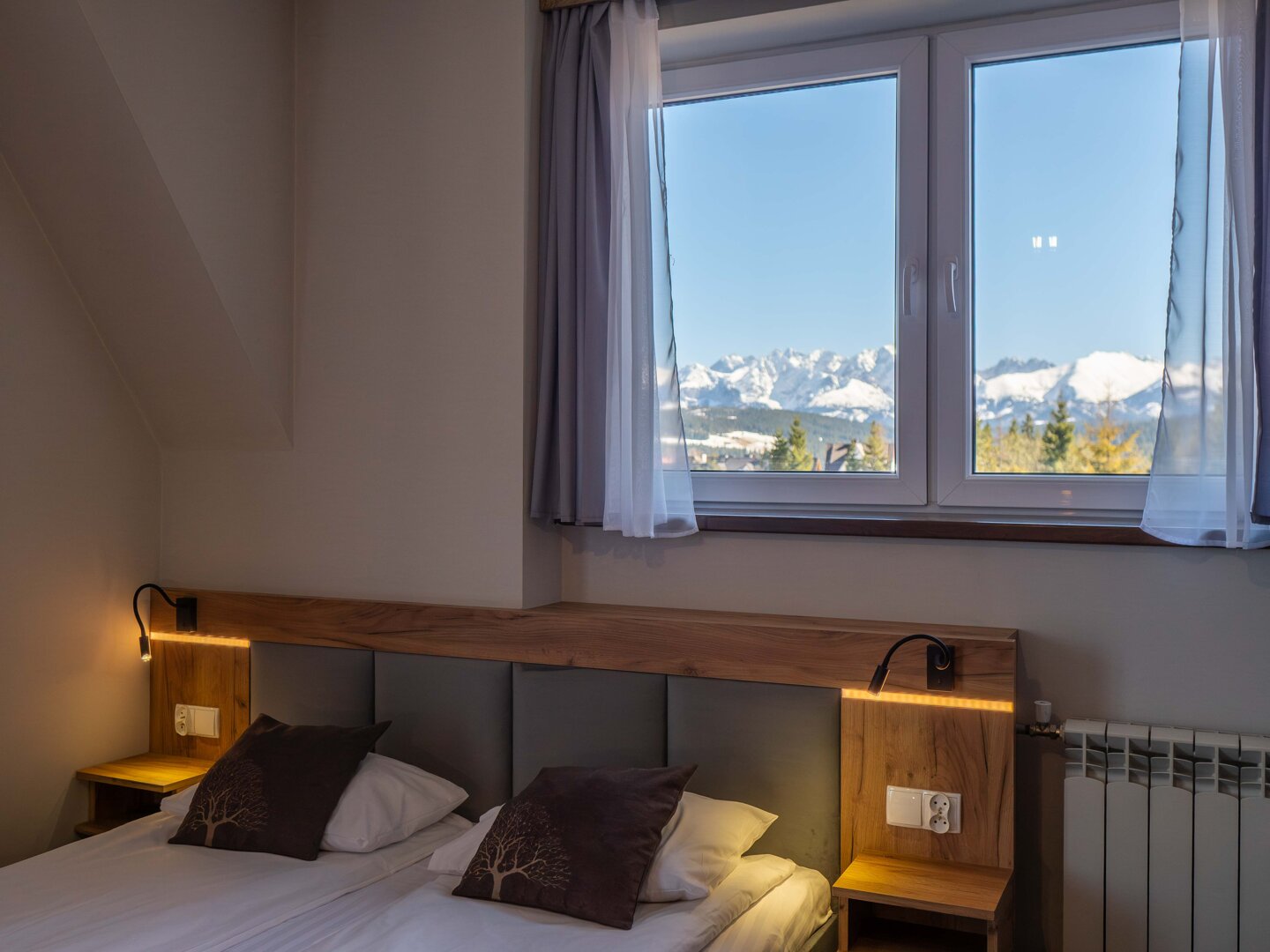 Apartament 16, podwójne łóżko z balkonem i aneksem