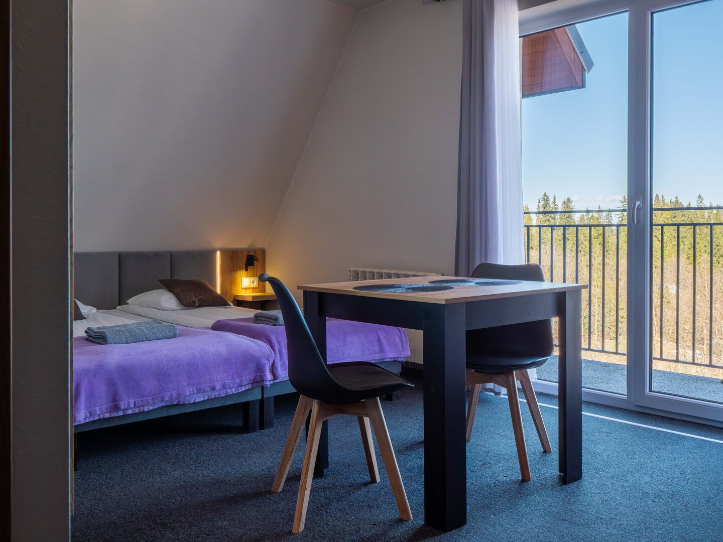 Apartament 14, 3-osobowy z balkonem i aneksem